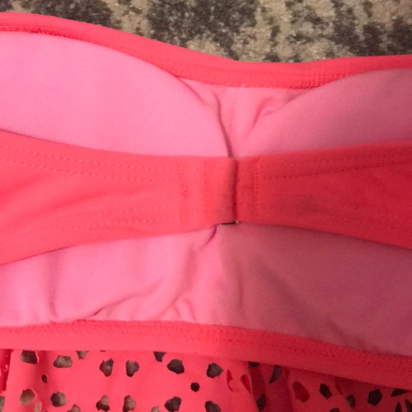 Bandeau bikini! Size Medium. Like new! - Picture 5 of 8